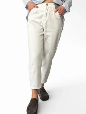 Białe jeansy z wysokim stanem Białe jeansy z wysokim stanem