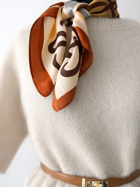 Apaszka w odcieniach karmelu i brązu